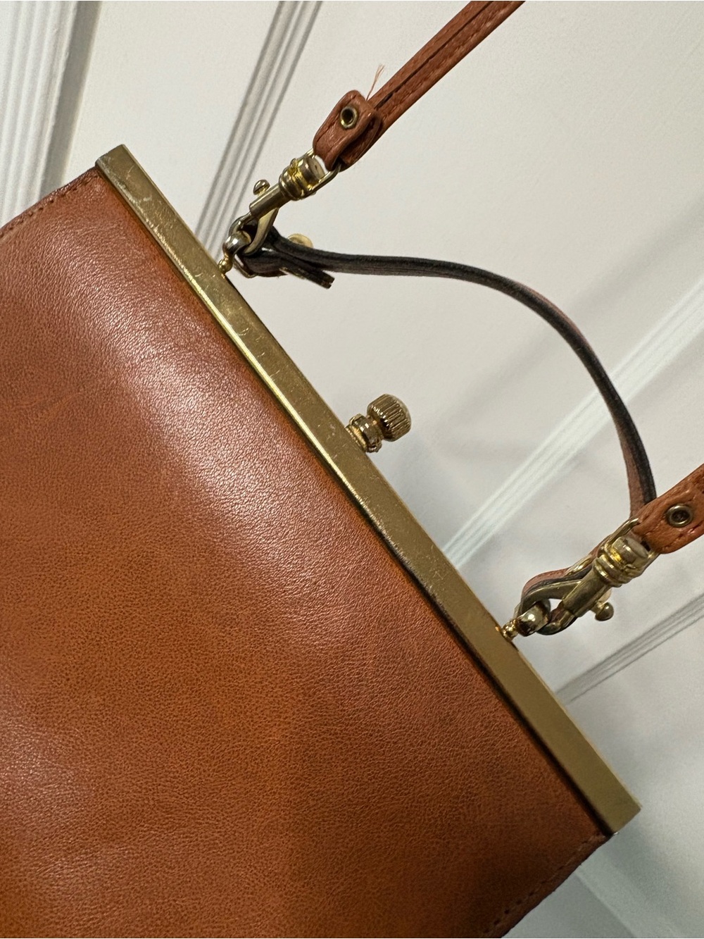 Etienne Aigner Vintage Cognac Brown Leather Top-Handle Crossbody - Picture 4 of 7